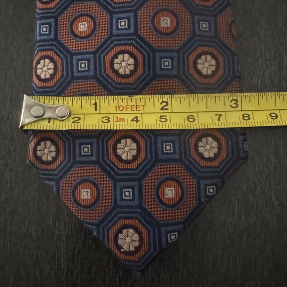 JOS. A. Bank Reserve Mens 100% Silk Tie Geometric Floral Pattern - Picture 6 of 7